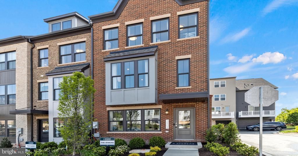 3601 STELLA BLUE DRIVE, HYATTSVILLE, MD 20782