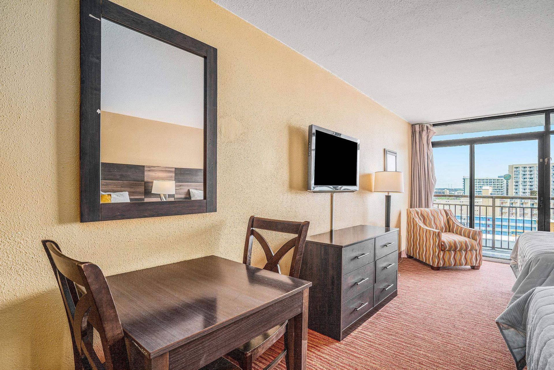 1501 S Ocean Blvd. Photo 5