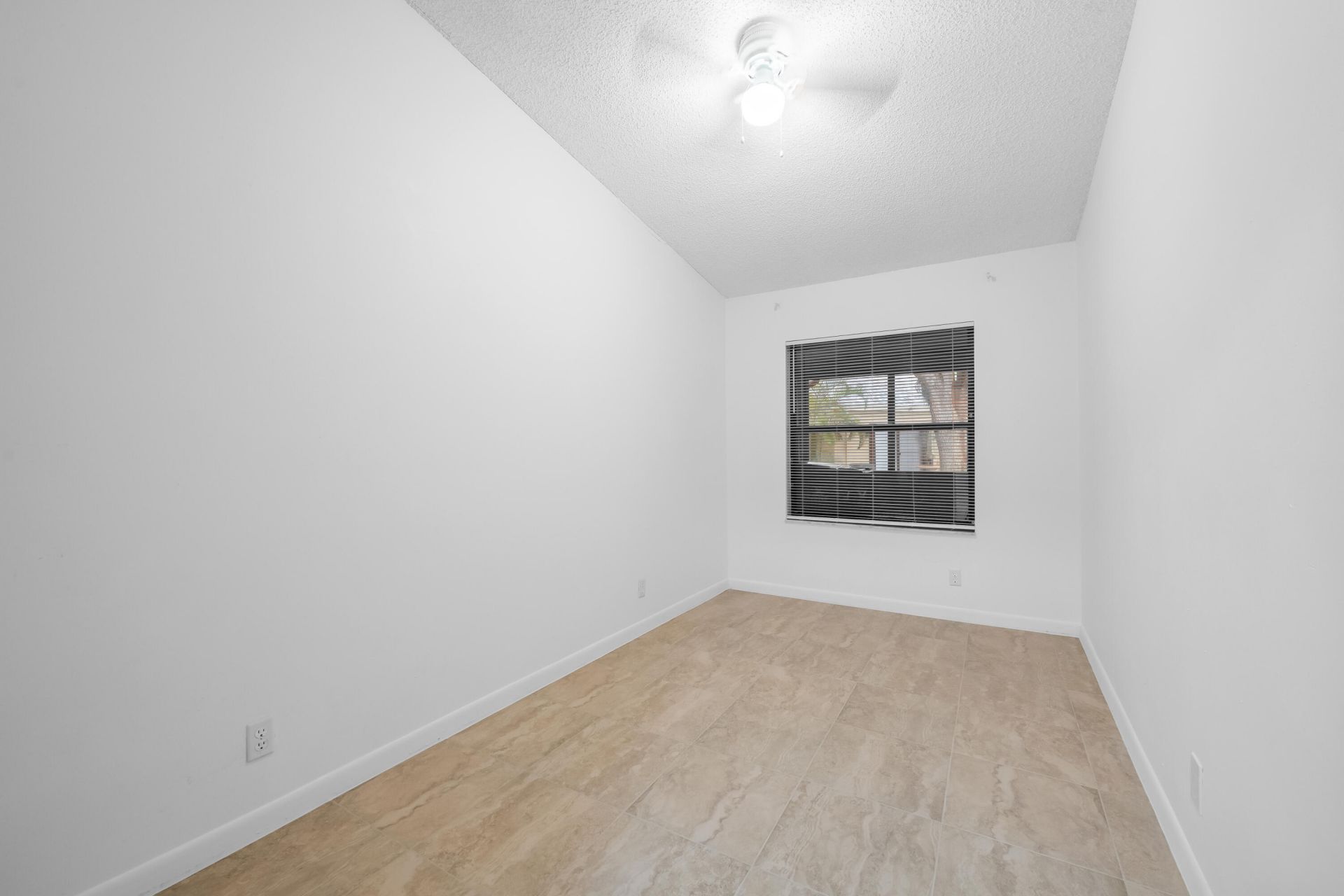 3645 NW 83rd Lane, Sunrise, FL 33351 Photo