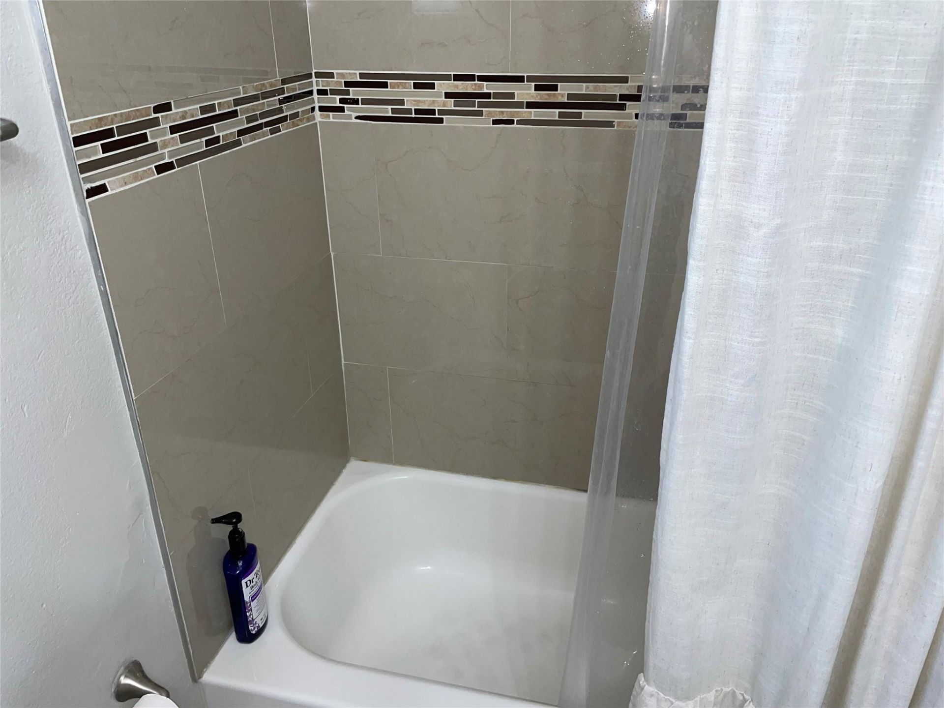 5813 NW 18th Court, Margate, FL 33063 Photo