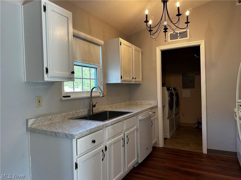 6831 Farmingdale Lane, Mentor, OH 44060 Photo 6