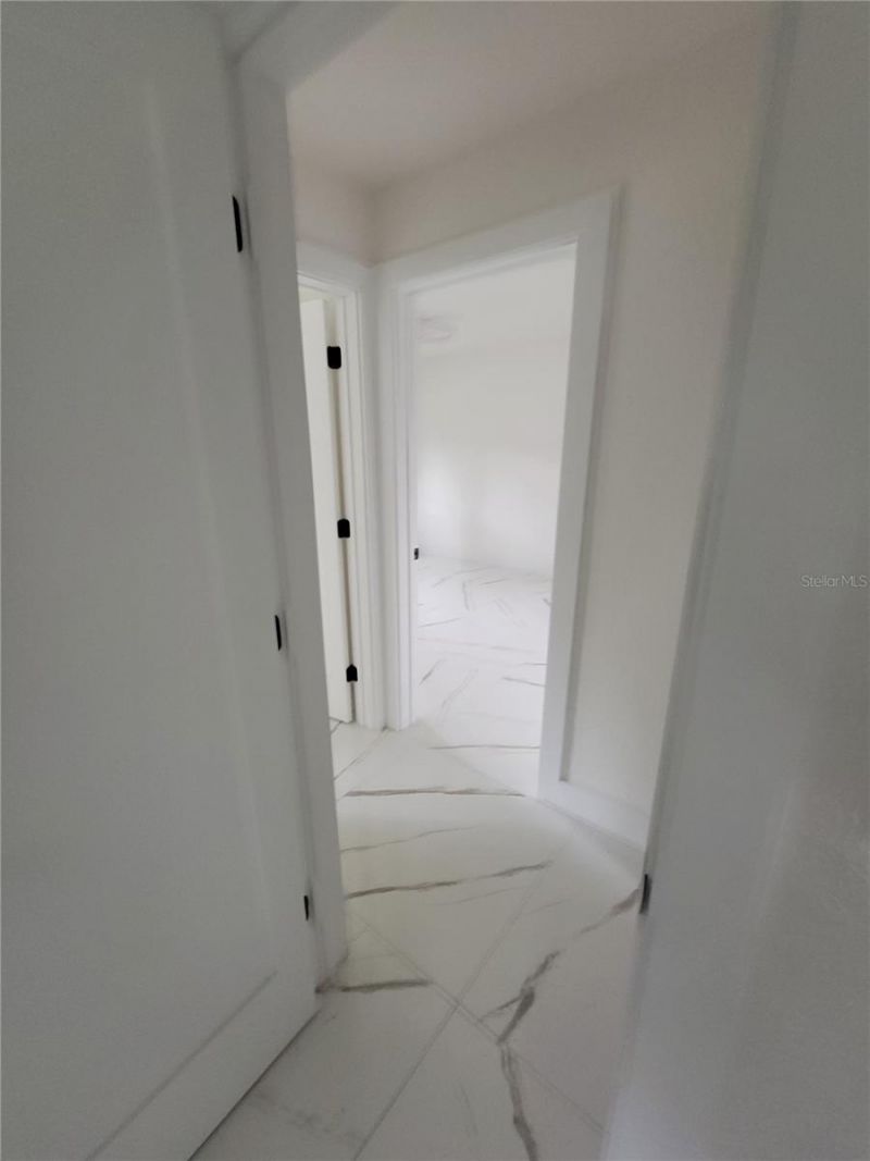 7498 N Orpine Drive, Saint Petersburg, FL 33702 Photo