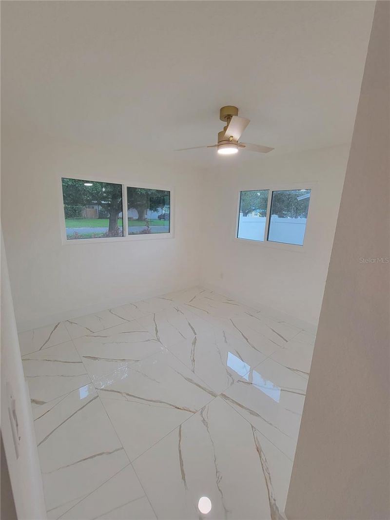 7498 N Orpine Drive, Saint Petersburg, FL 33702 Photo