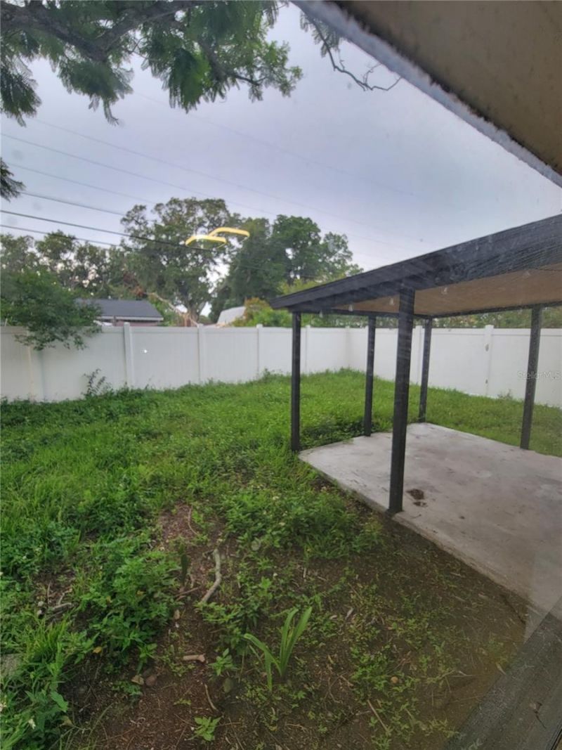 7498 N Orpine Drive, Saint Petersburg, FL 33702 Photo