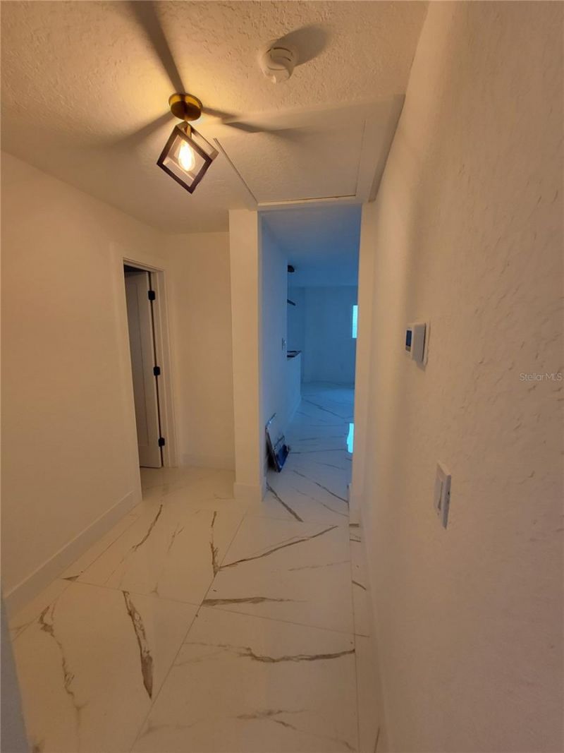 7498 N Orpine Drive, Saint Petersburg, FL 33702 Photo