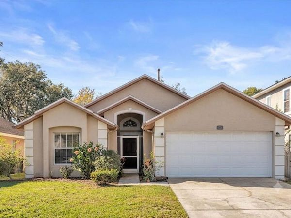 111 PINEWOOD DRIVE , DAVENPORT, FL 33896