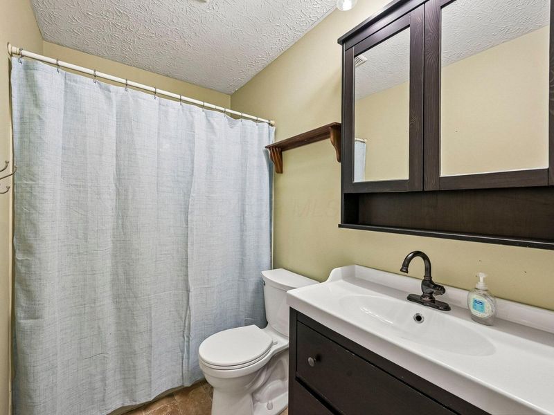 5383 Thornburg Court , Columbus, OH 43230 Photo 13