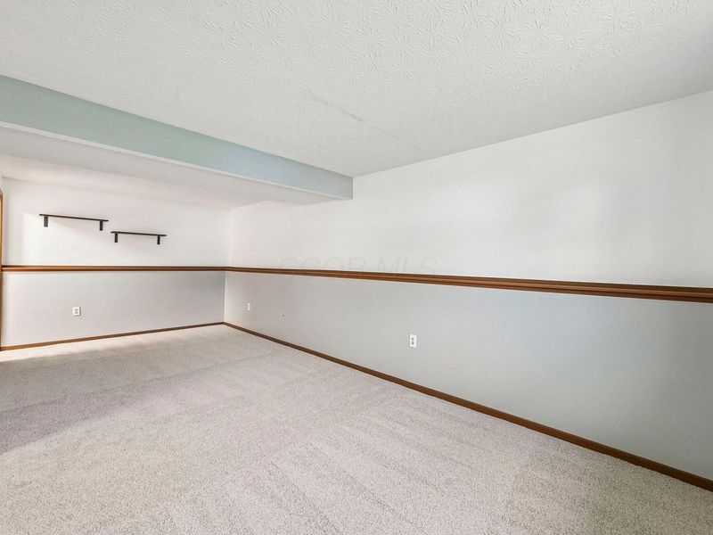 5383 Thornburg Court , Columbus, OH 43230 Photo 21