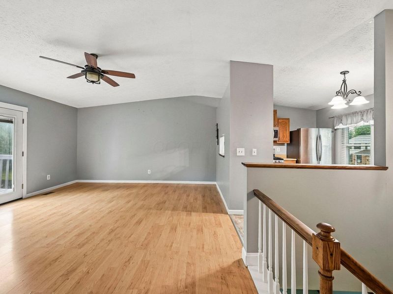 5383 Thornburg Court , Columbus, OH 43230 Photo 4