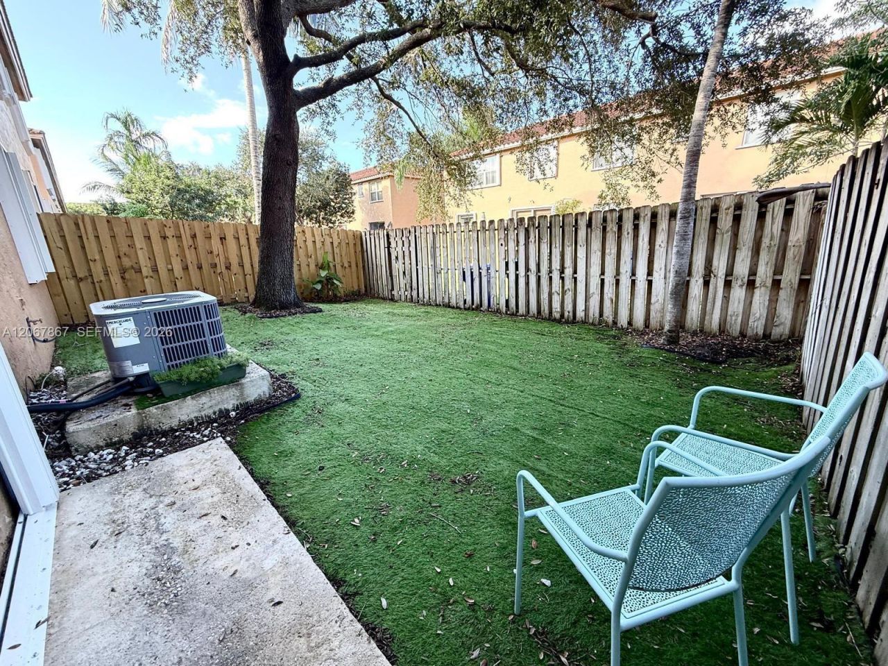 922 NW 134th Ave, Pembroke Pines, FL 33028 Photo