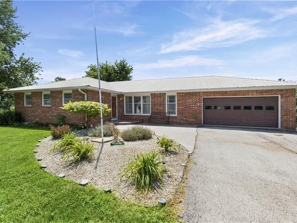 306 E 8th Street, Wellsville, KS 66092