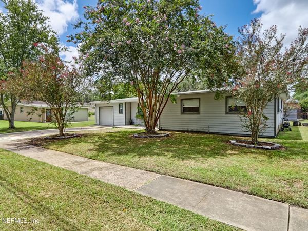 2002 RYAR Road, Jacksonville, FL 32216