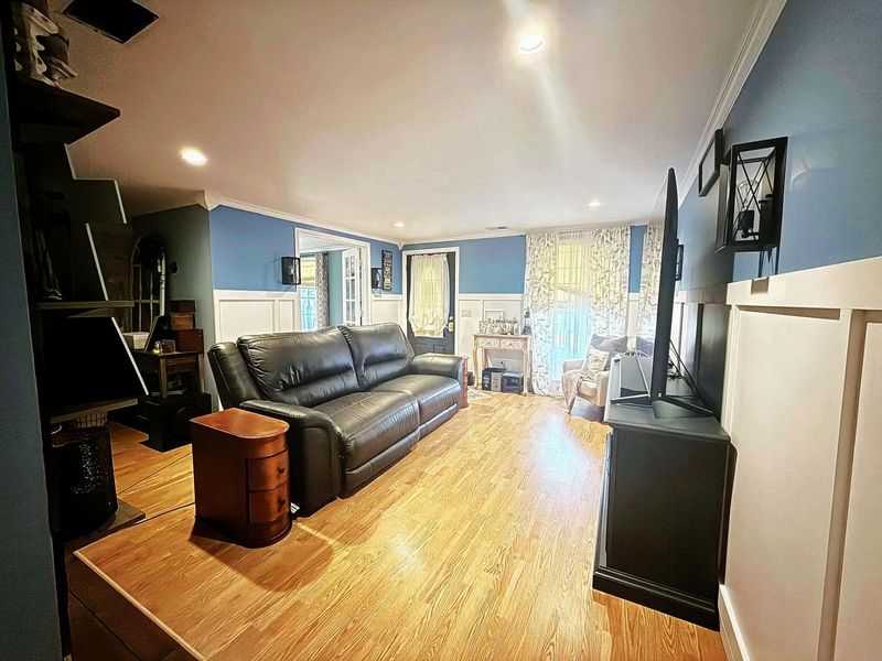 2542 Hoover Court , Grove City, OH 43123 Photo 6