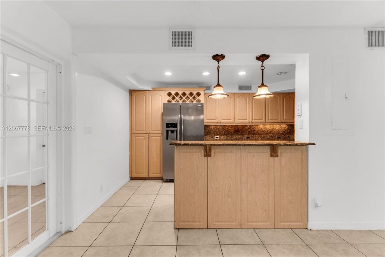 1455 NW 80th Ave, Unit J, Margate, FL 33063 Photo