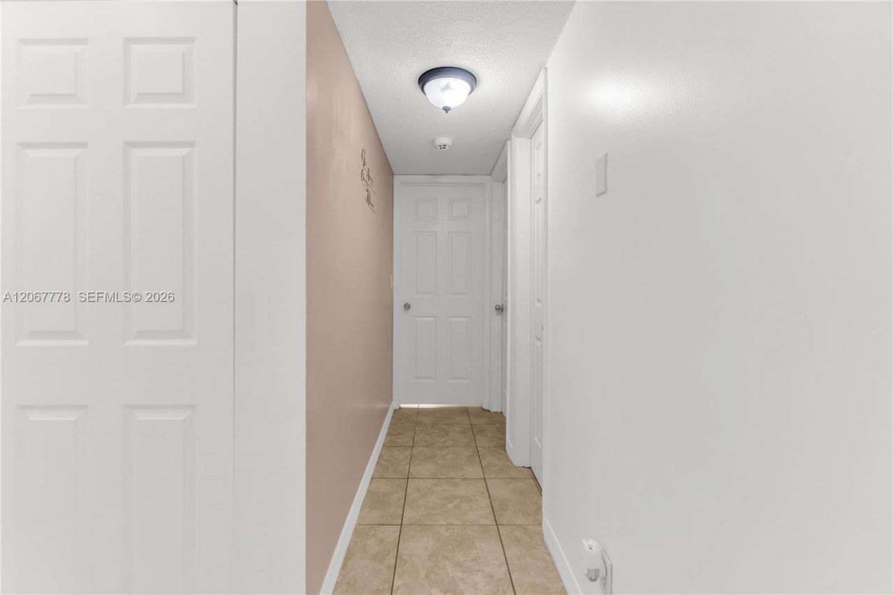1455 NW 80th Ave, Unit J, Margate, FL 33063 Photo