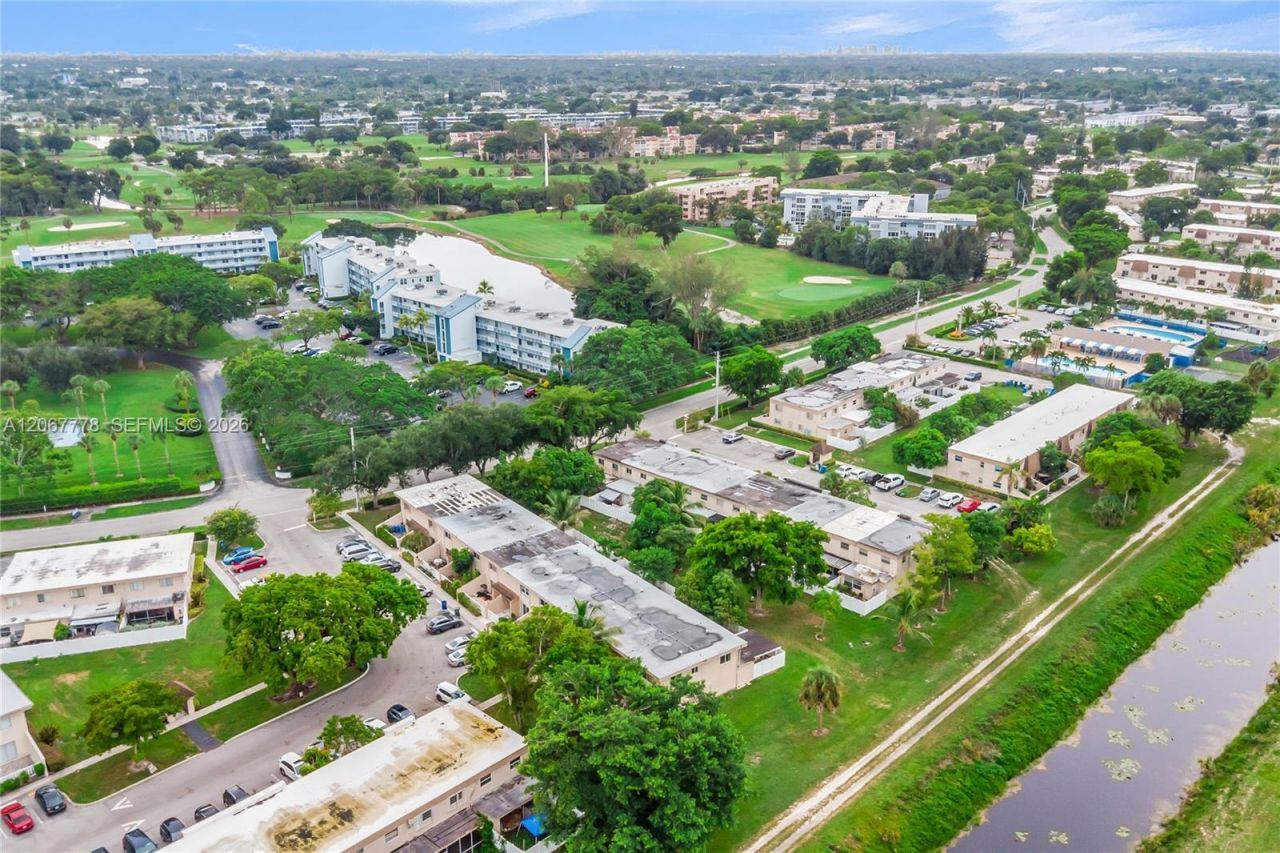 1455 NW 80th Ave, Unit J, Margate, FL 33063 Photo