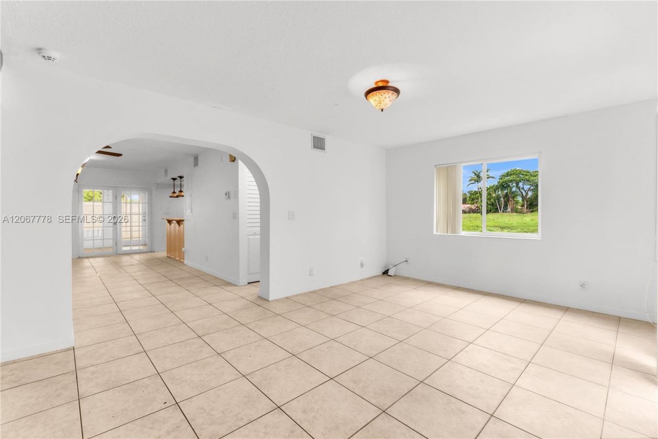 1455 NW 80th Ave, Unit J, Margate, FL 33063 Photo