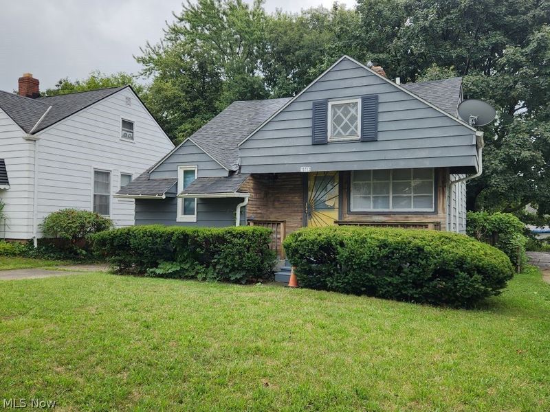 15712 Westview Avenue, Cleveland, OH 44128 Photo 1