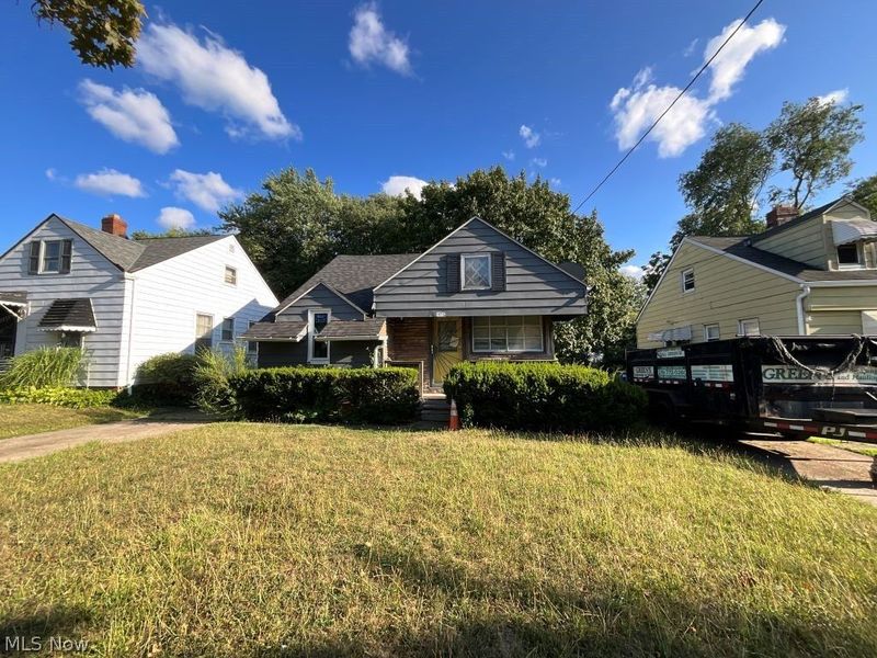 15712 Westview Avenue, Cleveland, OH 44128 Photo 1