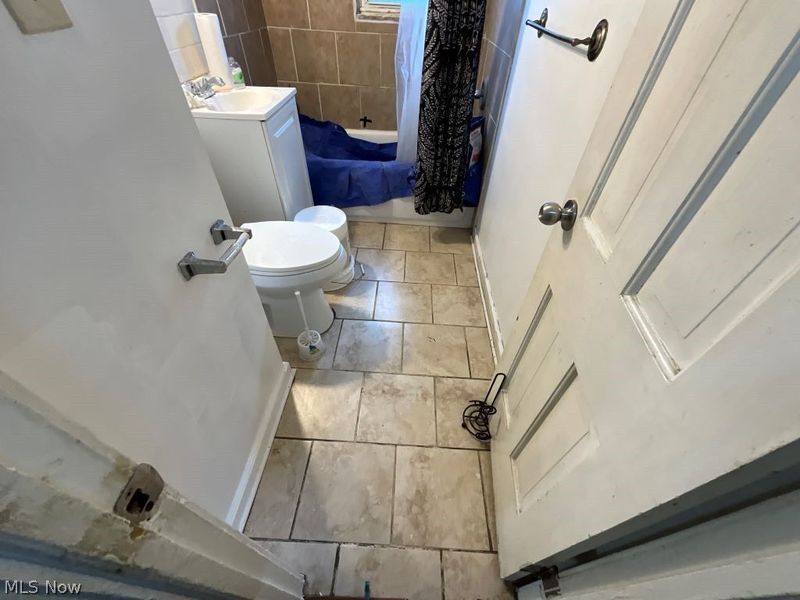 15712 Westview Avenue, Cleveland, OH 44128 Photo 11