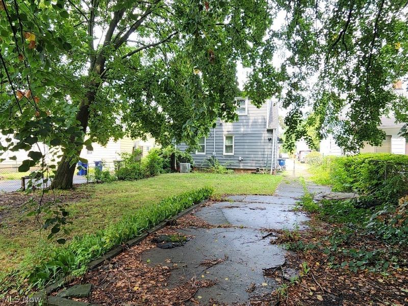 15712 Westview Avenue, Cleveland, OH 44128 Photo 26