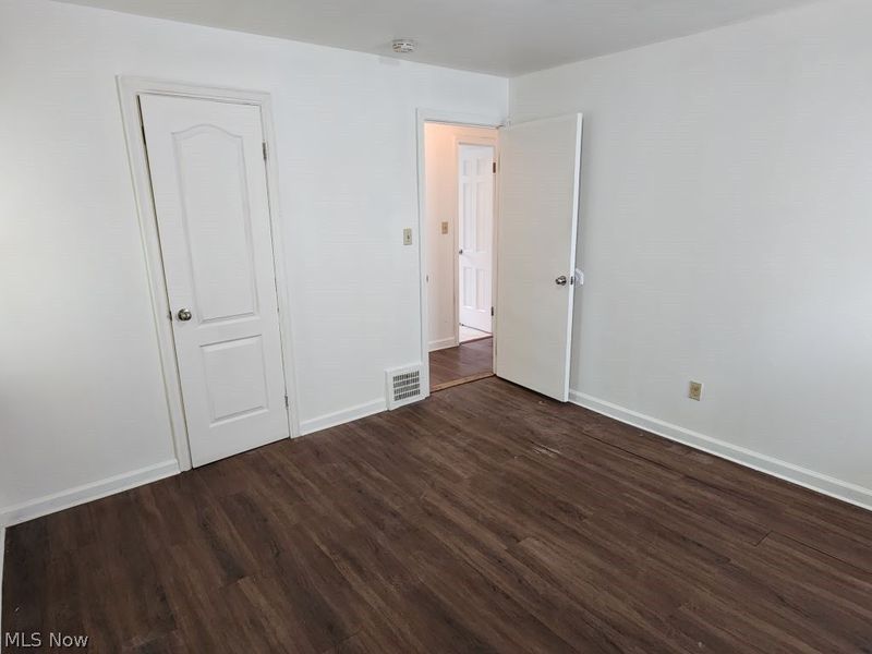 15712 Westview Avenue, Cleveland, OH 44128 Photo 9