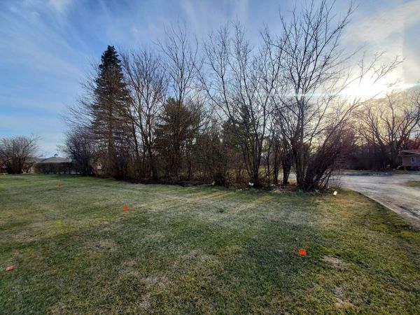 19925 W IL ROUTE 60 Road , Mundelein, IL 60060