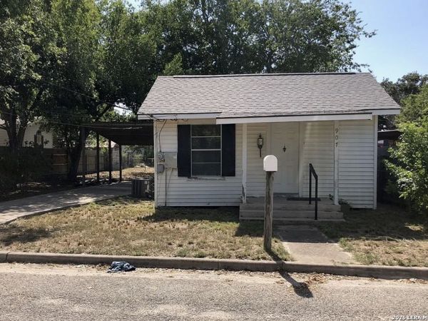 907 Martin, Pleasanton, TX 78064