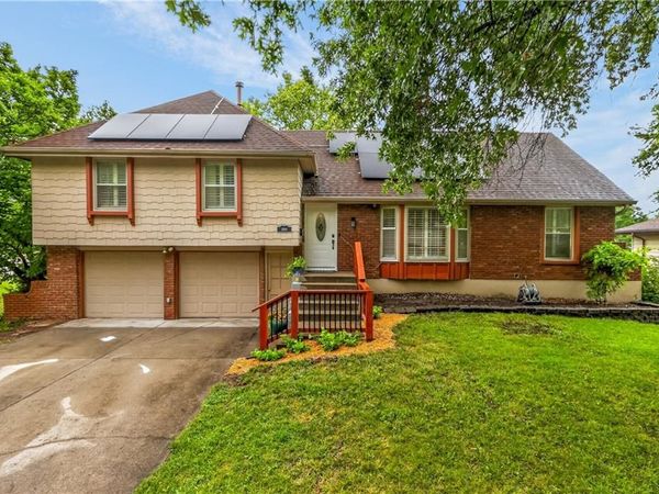1704 NE 69th Terrace, Gladstone, MO 64118