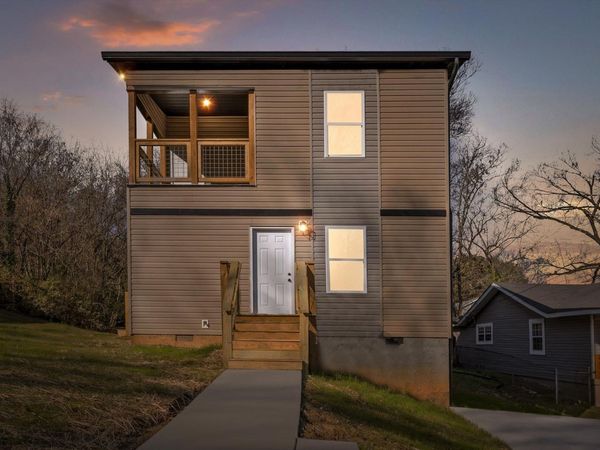 3903 Meadow Lane , Chattanooga, TN 37406