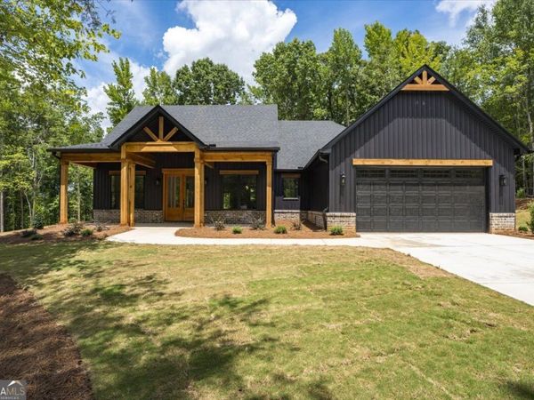 1273 English Road, Forsyth, GA 31029