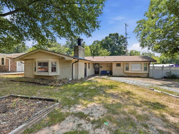 1939 Arrowhead, North Little Rock, AR 72118