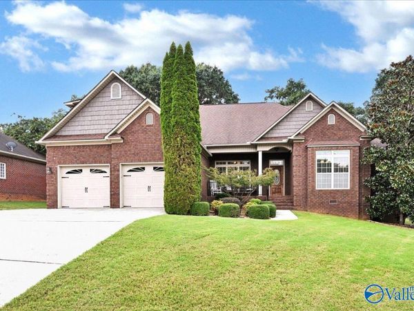 803 Anna Circle SW, Hartselle, AL 35640