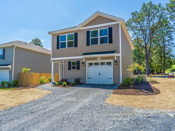 780 W Illinois Avenue, Southern Pines, NC 28387