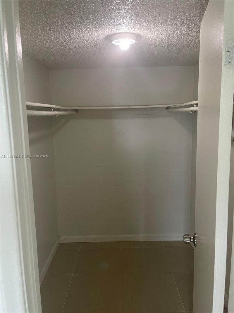 10000 NW 80th Ct , Unit 2337, Hialeah Gardens, FL 33016 Photo