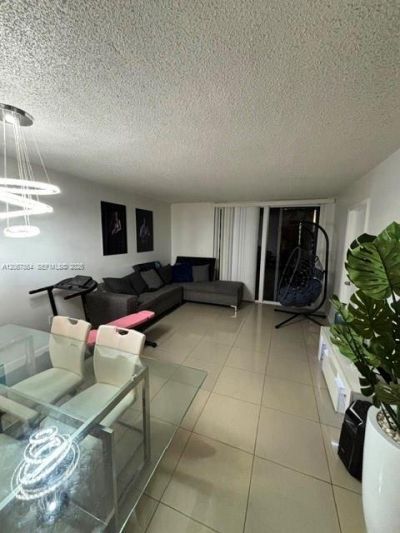 10000 NW 80th Ct , Unit 2337, Hialeah Gardens, FL 33016 Photo