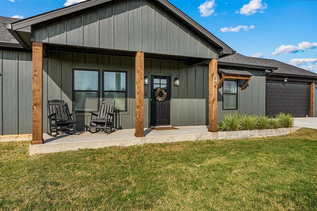 259 Stillmeadow Way, Whitney, TX 76692 Main Photo