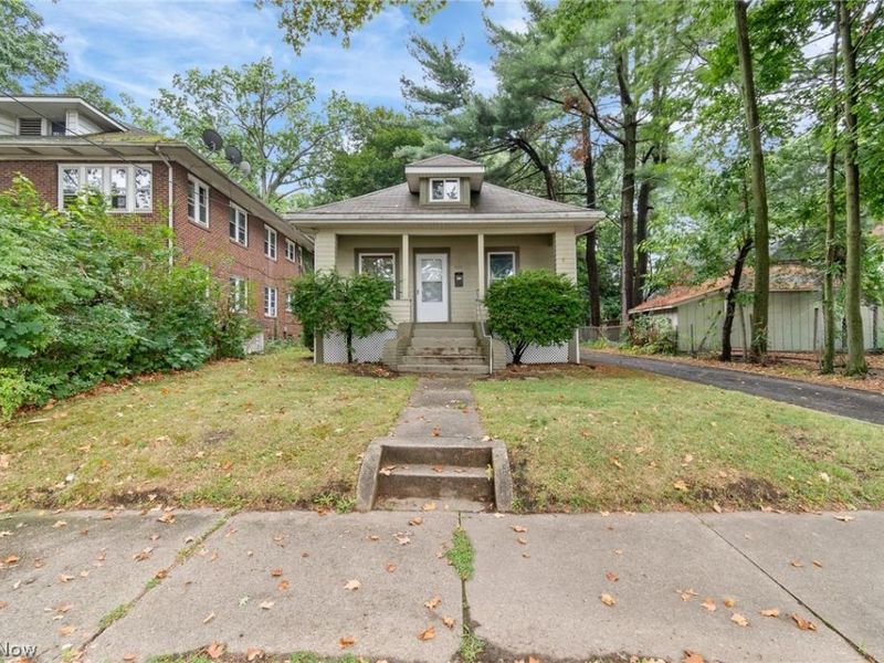 602 Blaine Avenue , Akron, OH 44310 Photo 1