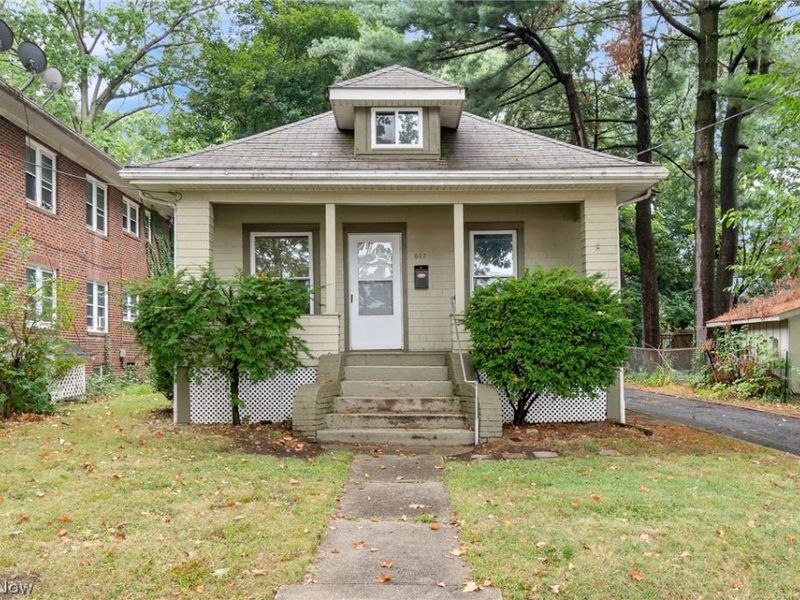 602 Blaine Avenue , Akron, OH 44310 Photo 3