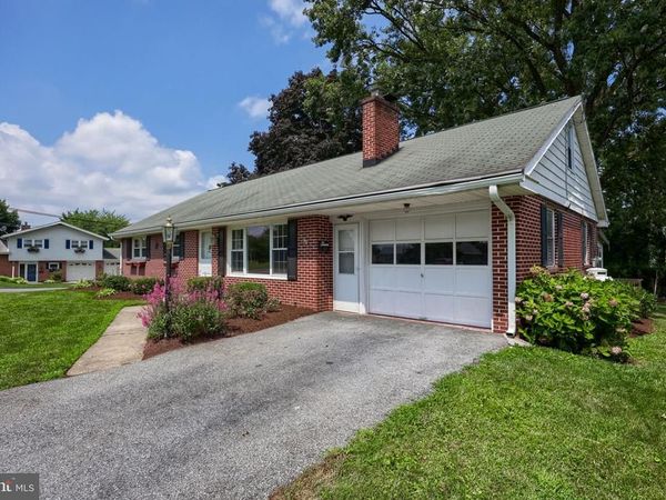 89 ROSE AVENUE , LEOLA, PA 17540