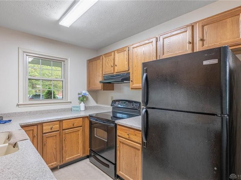 3143 Kerry Drive, Beavercreek, OH 45434 Photo 6