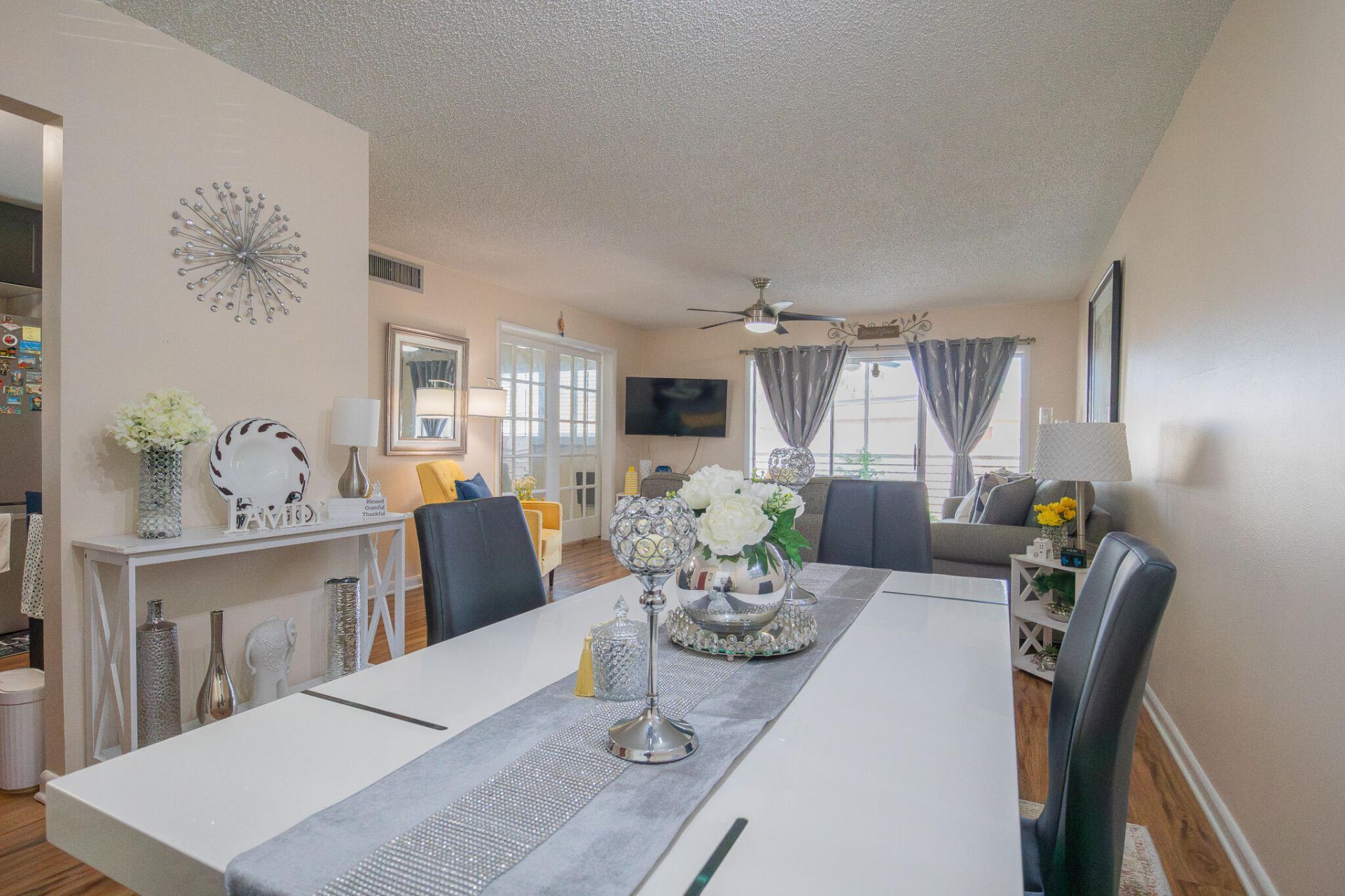 715 Lori Drive, Unit 303, Palm Springs, FL 33461 Photo