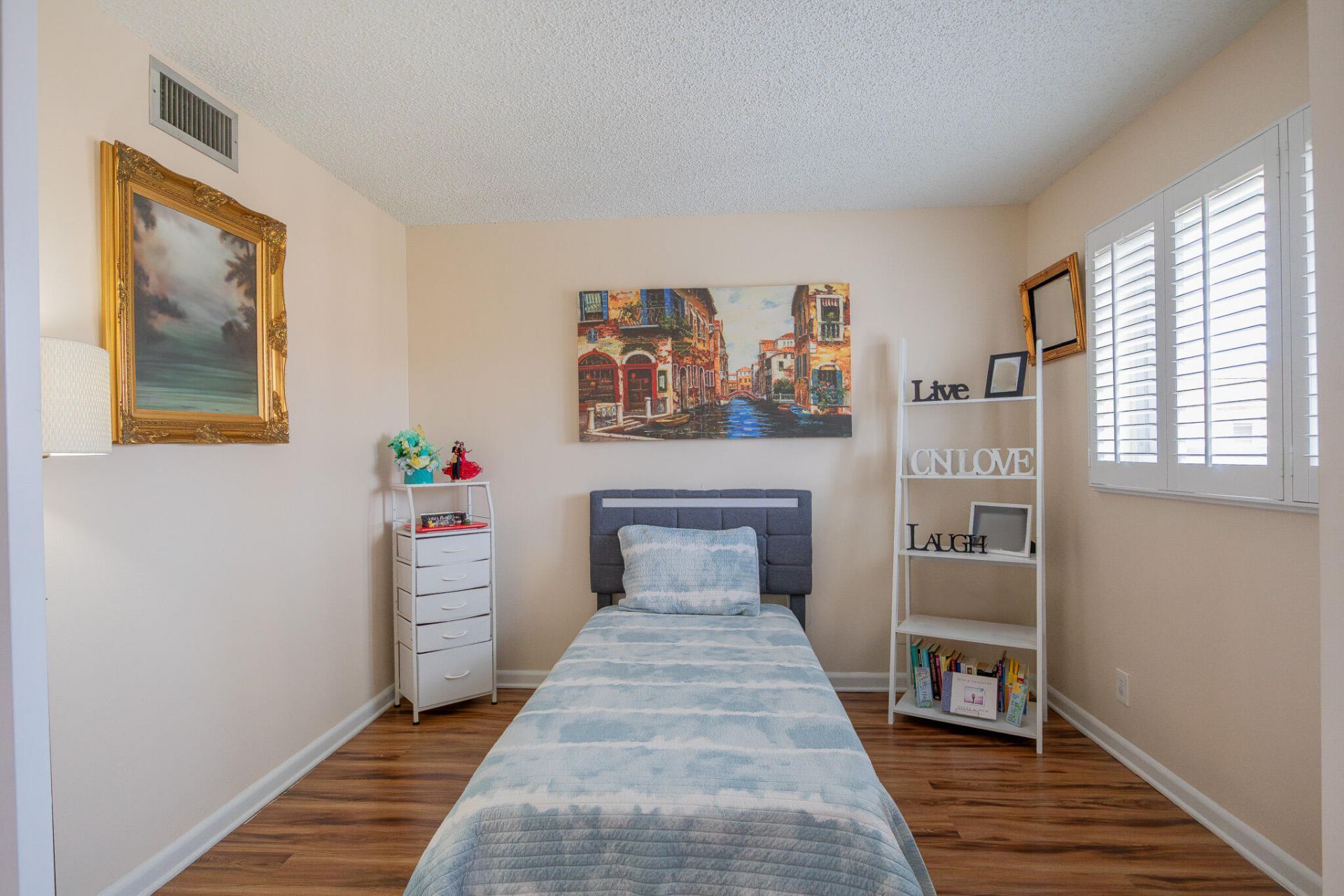 715 Lori Drive, Unit 303, Palm Springs, FL 33461 Photo