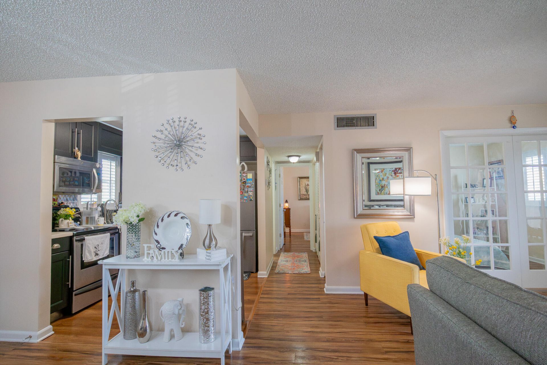 715 Lori Drive, Unit 303, Palm Springs, FL 33461 Photo