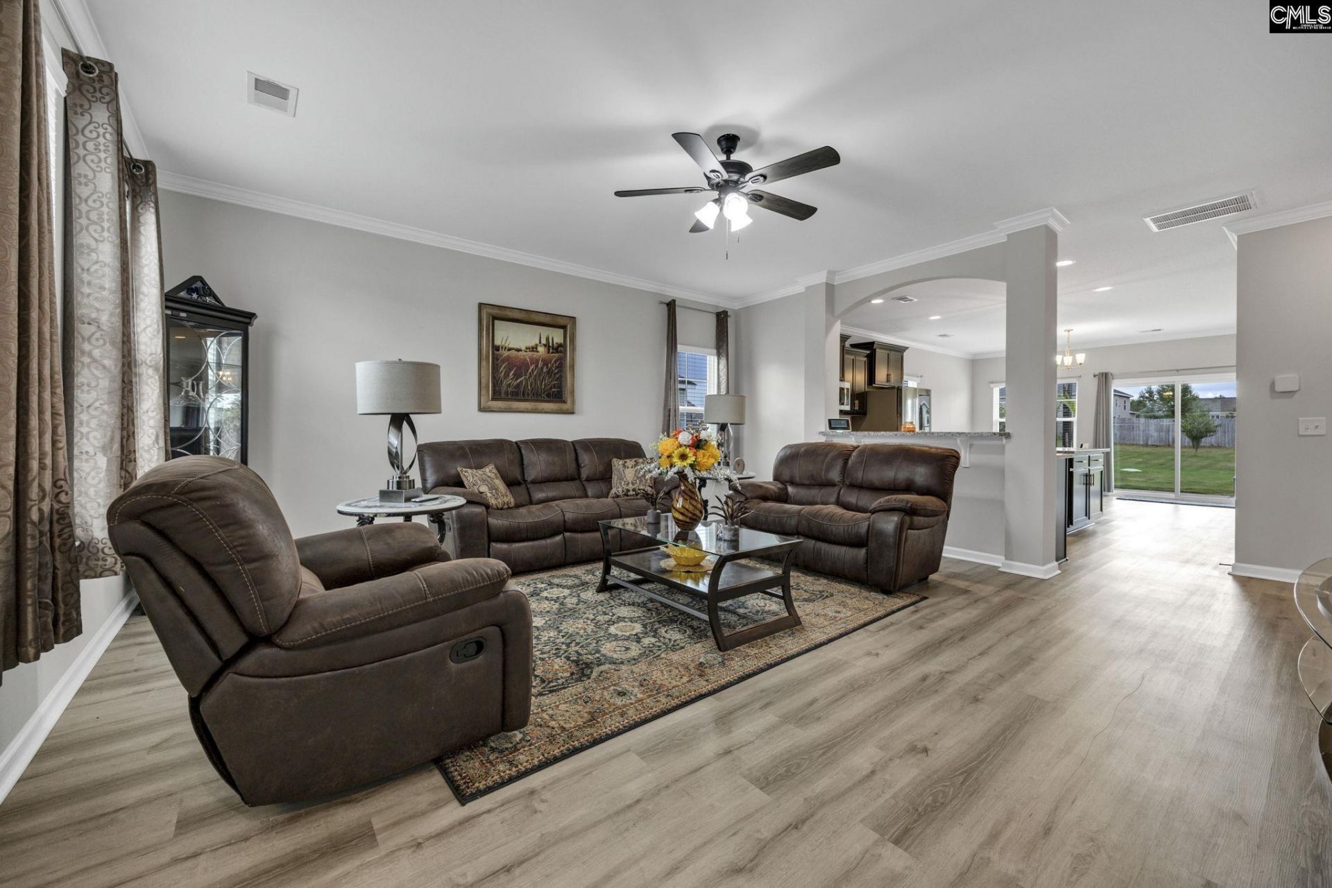 1025 Warbler Lane  Photo 5