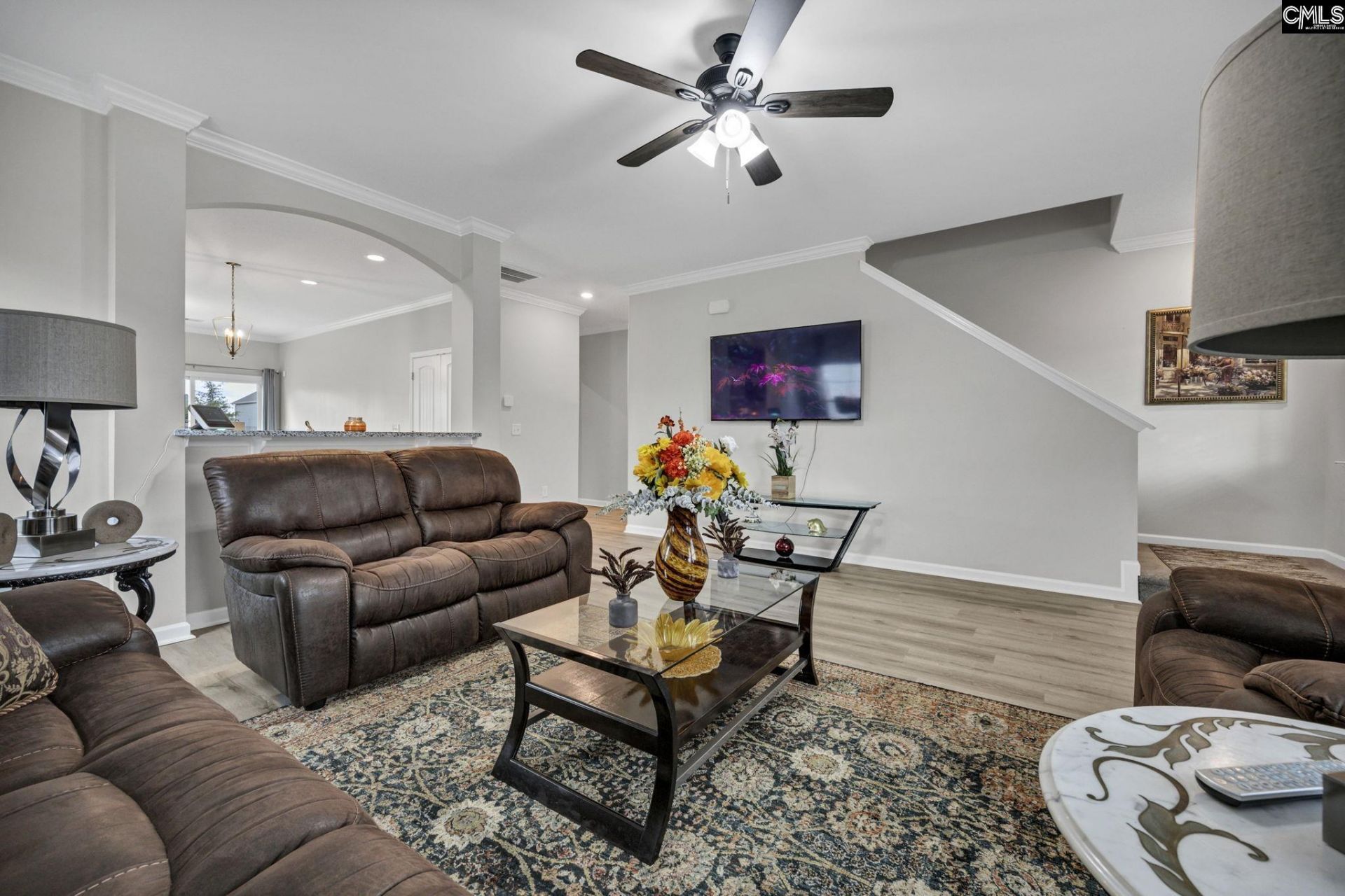 1025 Warbler Lane  Photo 6