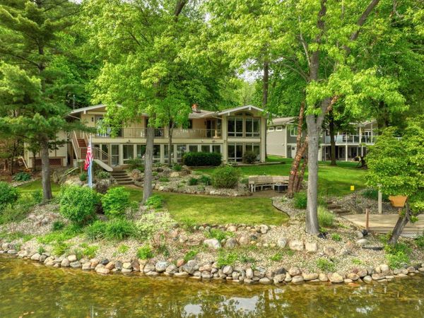 11901 Killarny Circle, Jerome, MI 49249