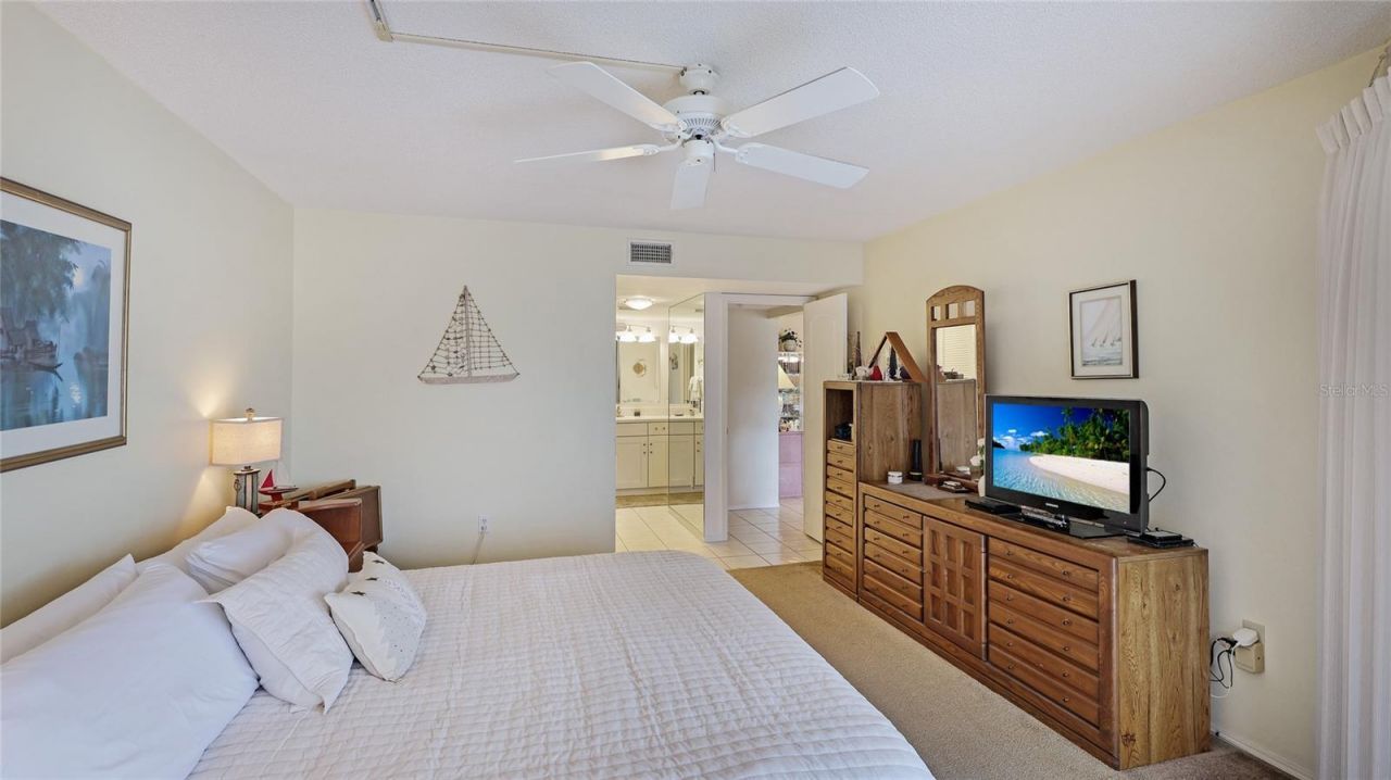 1109 Edgewater Circle, Unit 1109, Bradenton, FL 34209 Photo