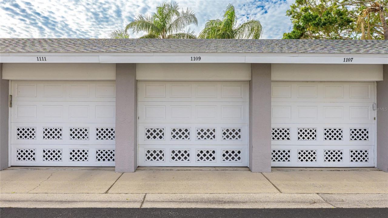 1109 Edgewater Circle, Unit 1109, Bradenton, FL 34209 Photo