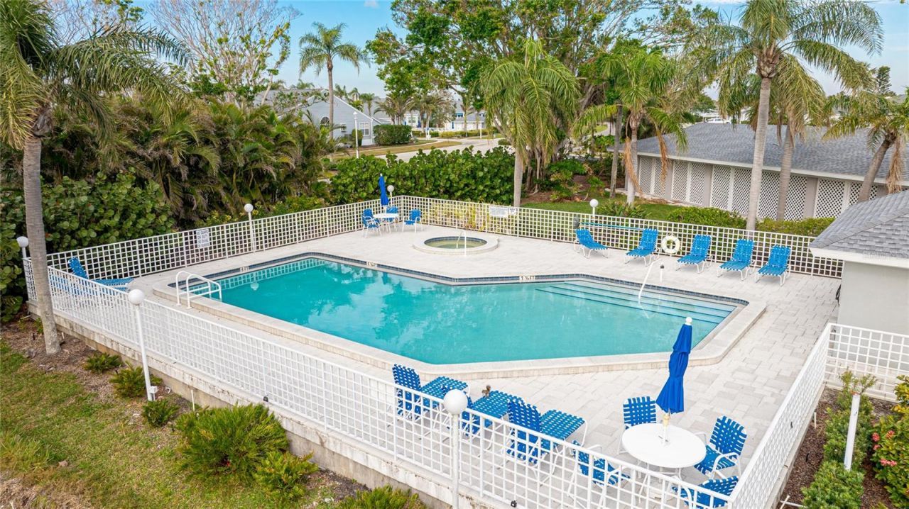 1109 Edgewater Circle, Unit 1109, Bradenton, FL 34209 Photo